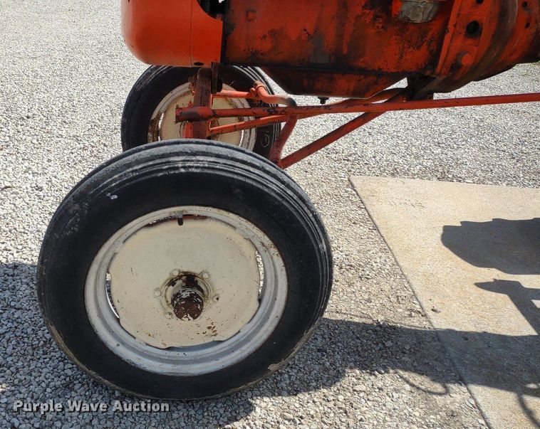 image for item LL9179 1939 Allis Chalmers B  tractor