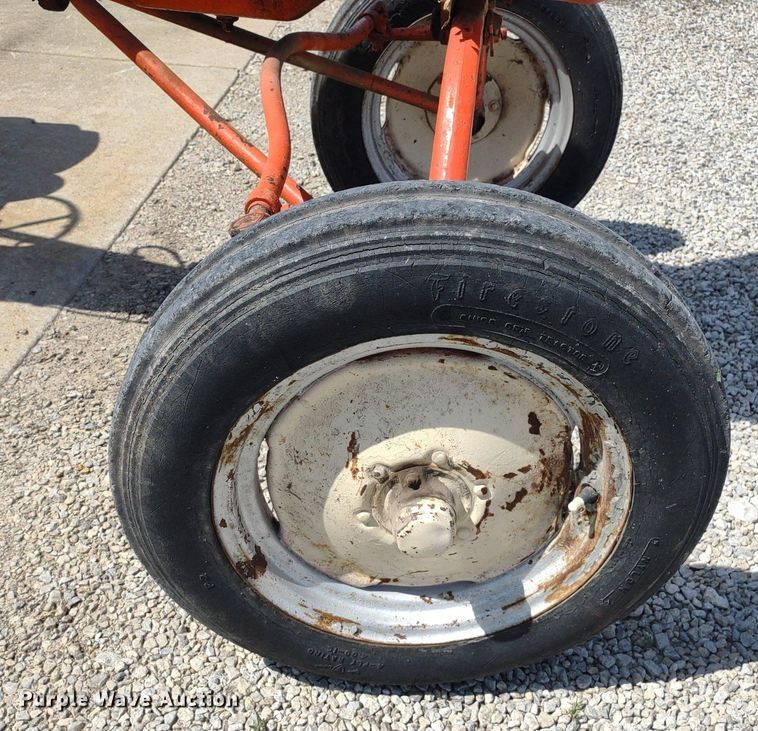 image for item LL9179 1939 Allis Chalmers B  tractor