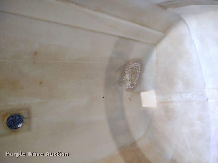 image for item LL9206 (2) pieces of ag equipment