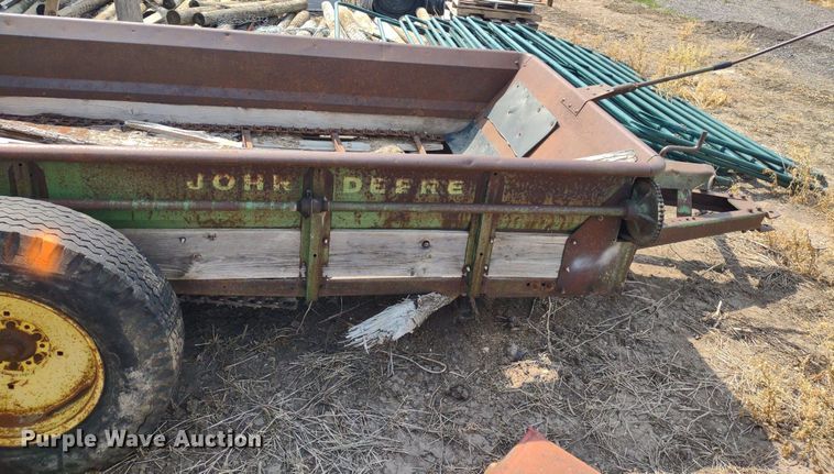 image for item LL9206 (2) pieces of ag equipment