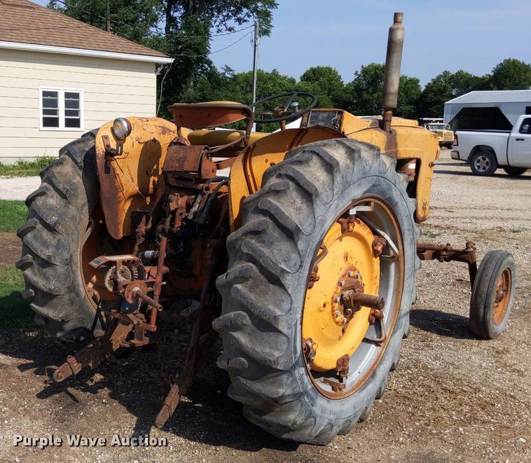 image for item LL9226 1962 Minneapolis Moline 4 Star  tractor