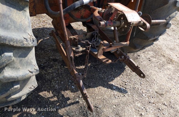 image for item LL9226 1962 Minneapolis Moline 4 Star  tractor