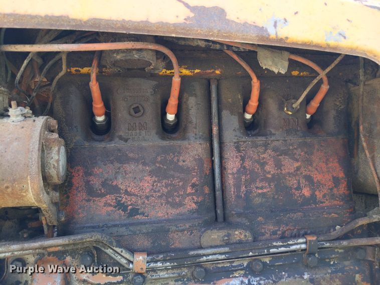 image for item LL9226 1962 Minneapolis Moline 4 Star  tractor