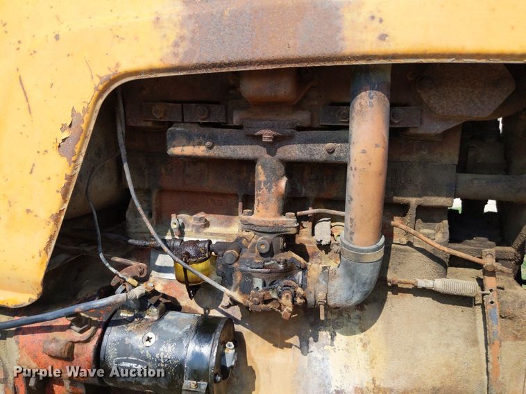 image for item LL9226 1962 Minneapolis Moline 4 Star  tractor