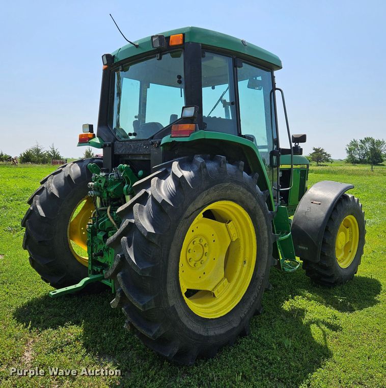 image for item LL9229 John Deere 6410  MFWD tractor
