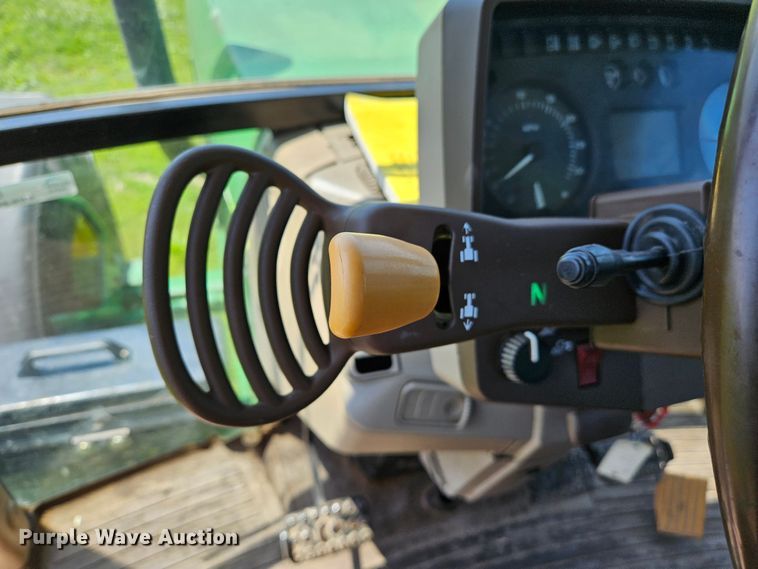 image for item LL9229 John Deere 6410  MFWD tractor