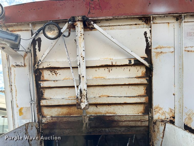 image for item LT9416 1978 International Loadstar 1750  feed mixer truck