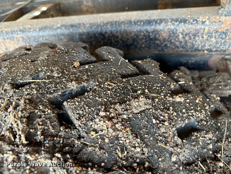 image for item LT9416 1978 International Loadstar 1750  feed mixer truck