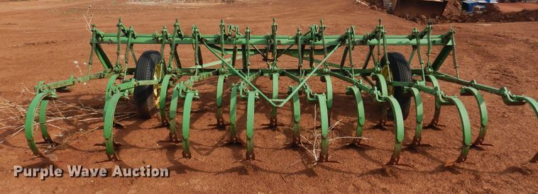 image for item LT9784 John Deere  field cultivator