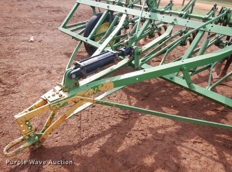 image for item LT9784 John Deere  field cultivator