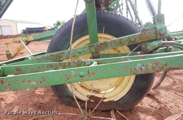 image for item LT9784 John Deere  field cultivator