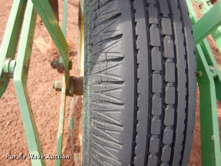 image for item LT9784 John Deere  field cultivator