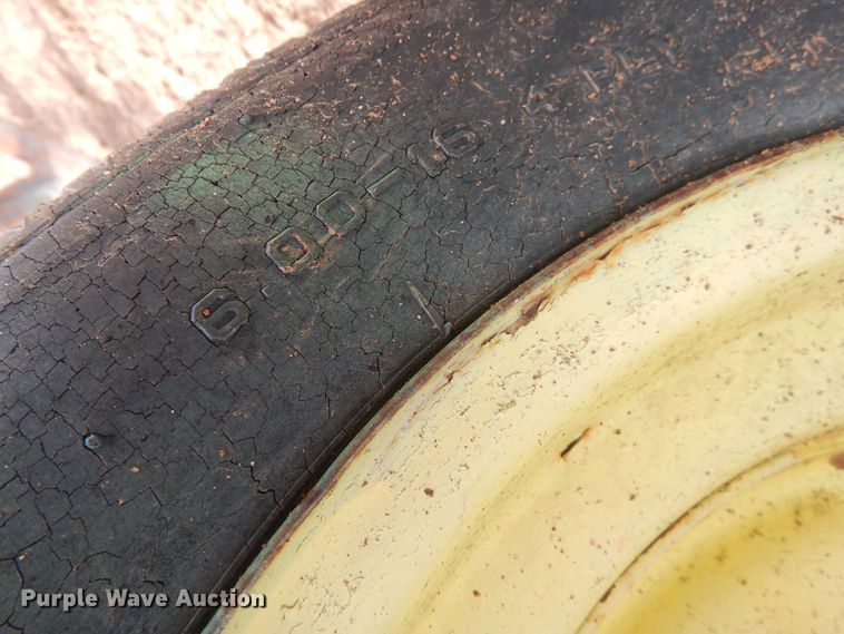 image for item LT9784 John Deere  field cultivator