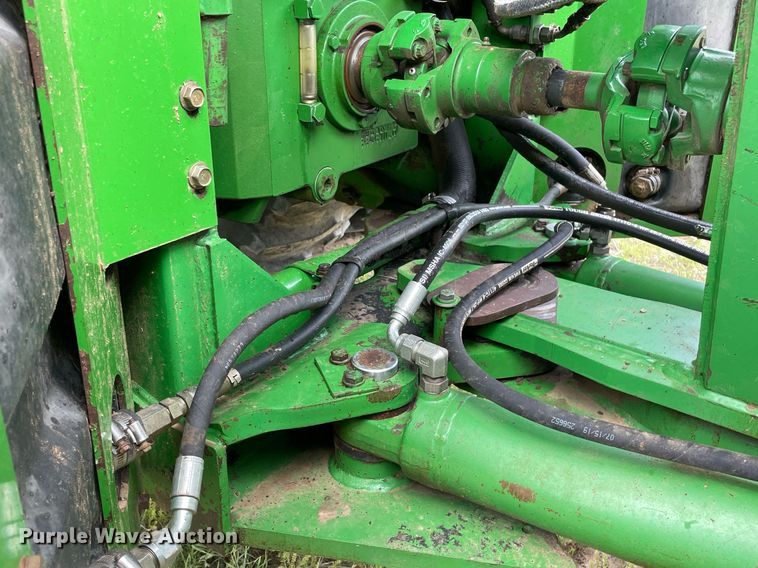 image for item LY9701 1993 John Deere 8770  4WD tractor