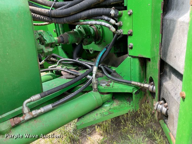 image for item LY9701 1993 John Deere 8770  4WD tractor