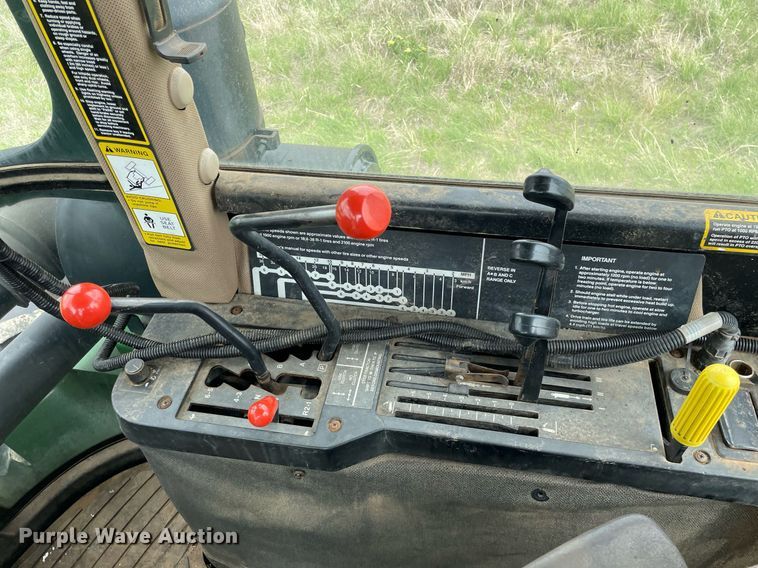 image for item LY9701 1993 John Deere 8770  4WD tractor