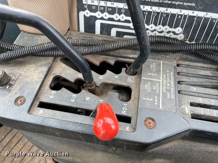 image for item LY9701 1993 John Deere 8770  4WD tractor