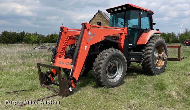 image for item LY9702 1994 AGCO Allis 9455  MFWD tractor