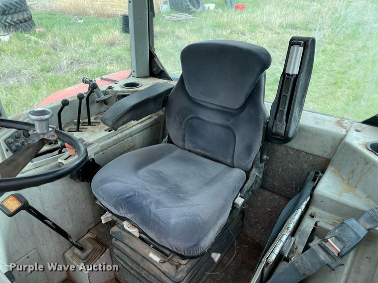 image for item LY9702 1994 AGCO Allis 9455  MFWD tractor