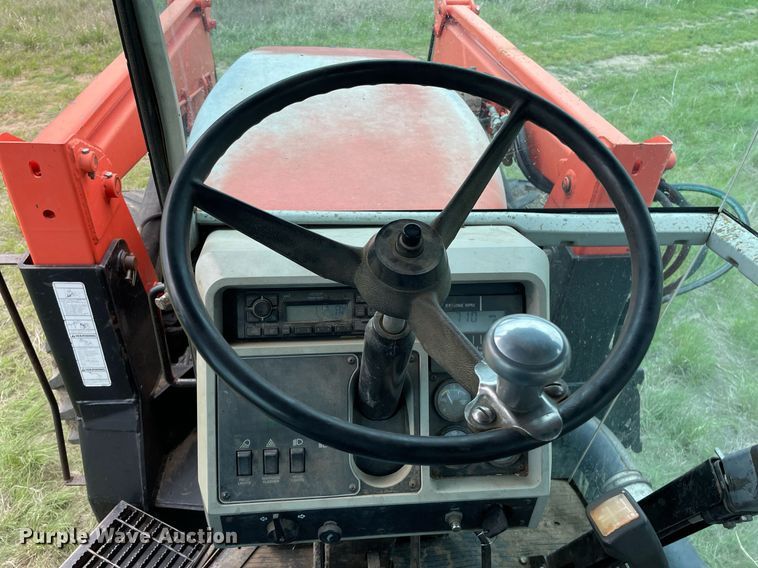 image for item LY9702 1994 AGCO Allis 9455  MFWD tractor