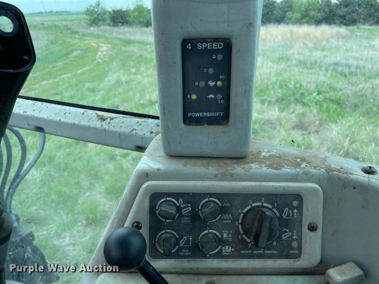 image for item LY9702 1994 AGCO Allis 9455  MFWD tractor