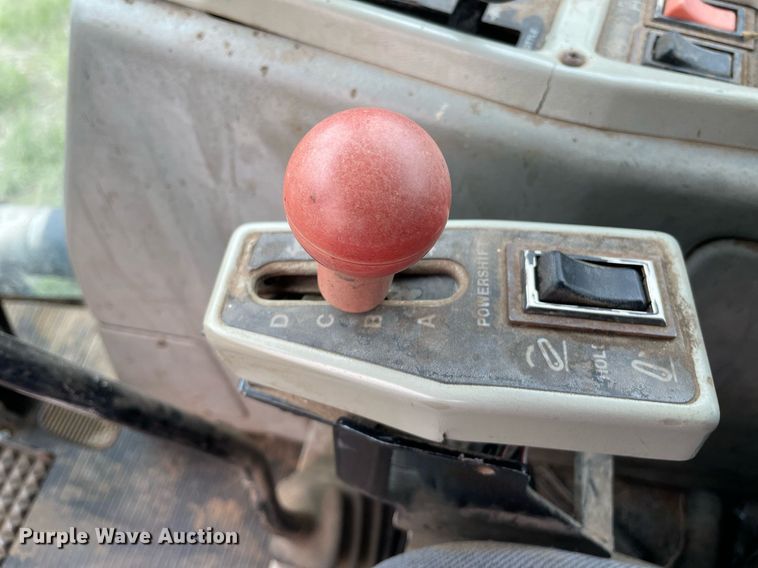 image for item LY9702 1994 AGCO Allis 9455  MFWD tractor