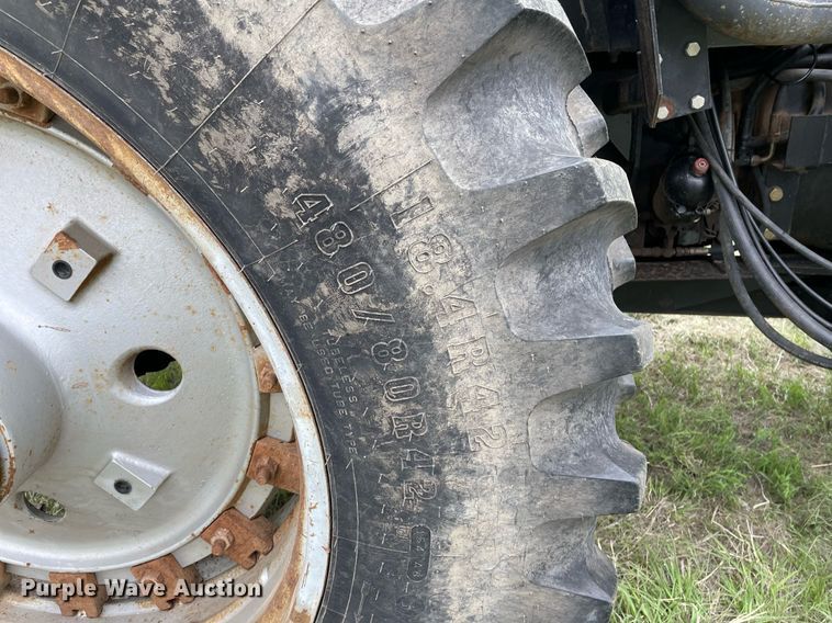 image for item LY9702 1994 AGCO Allis 9455  MFWD tractor