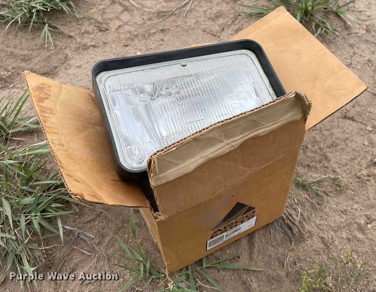 image for item LY9702 1994 AGCO Allis 9455  MFWD tractor