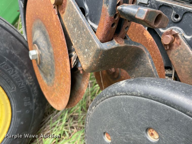 image for item LY9704 John Deere 455  grain drill