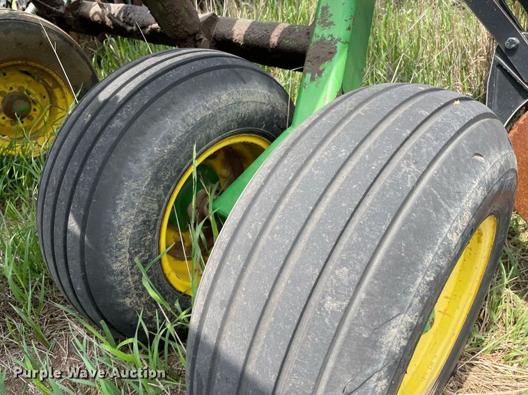 image for item LY9704 John Deere 455  grain drill