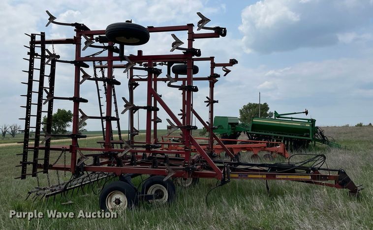 image for item LY9706 Kent 6528V  field cultivator