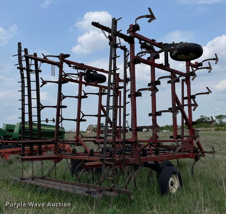 image for item LY9706 Kent 6528V  field cultivator
