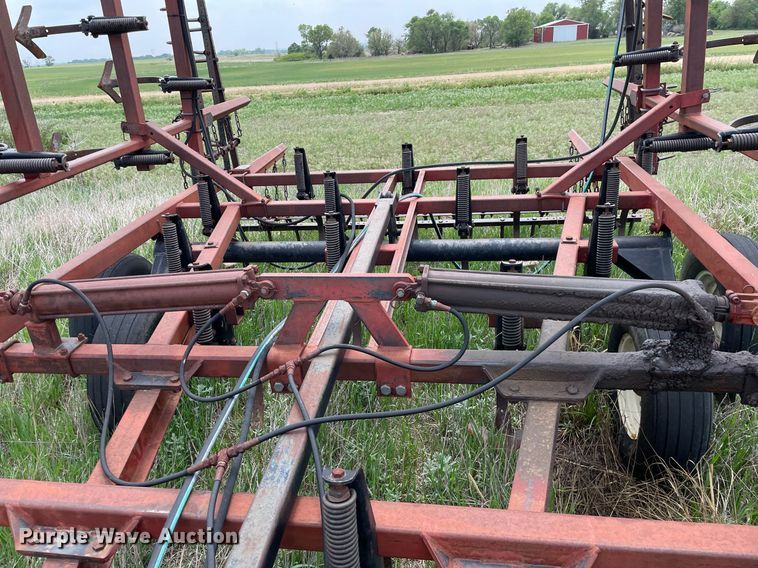 image for item LY9706 Kent 6528V  field cultivator