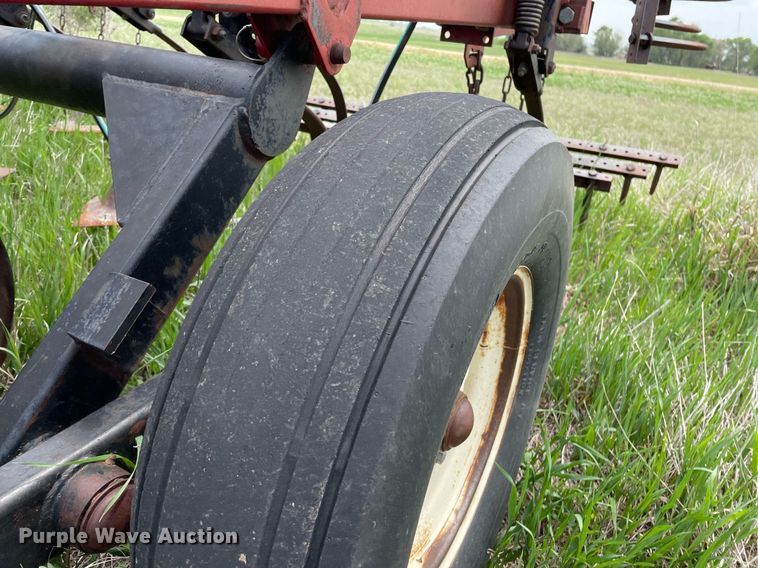 image for item LY9706 Kent 6528V  field cultivator