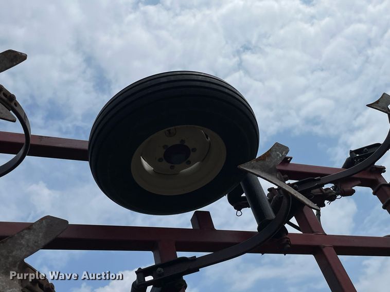 image for item LY9706 Kent 6528V  field cultivator