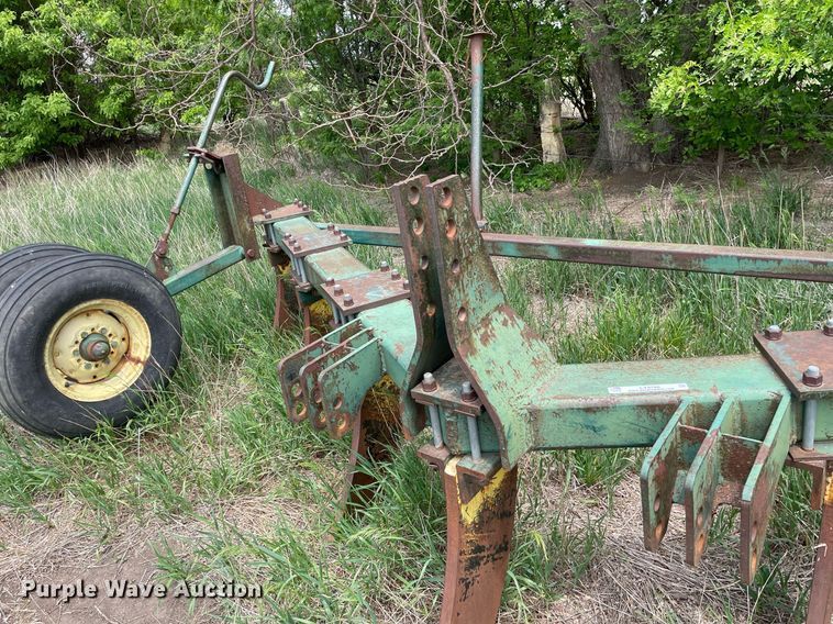 image for item LY9708 V-ripper