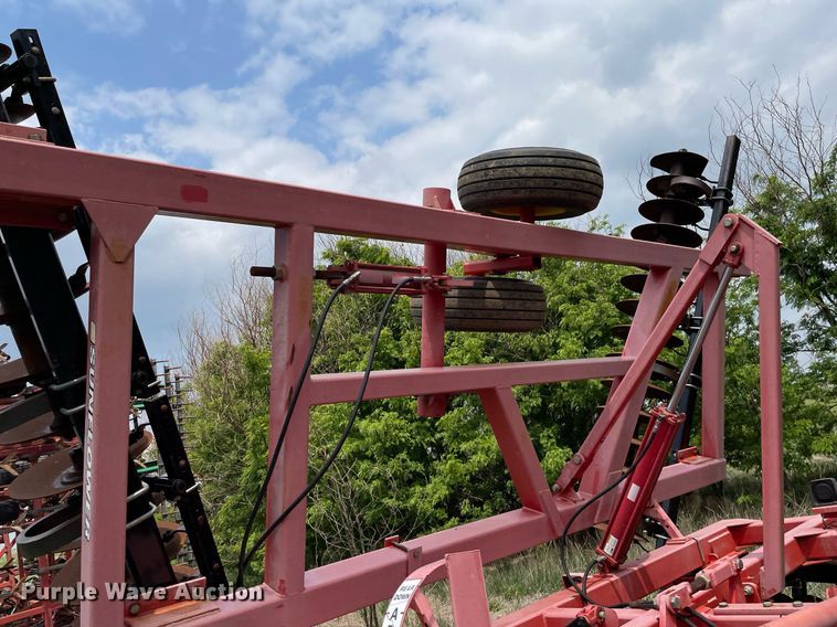 image for item LY9709 Sunflower 1434-33  tandem disk