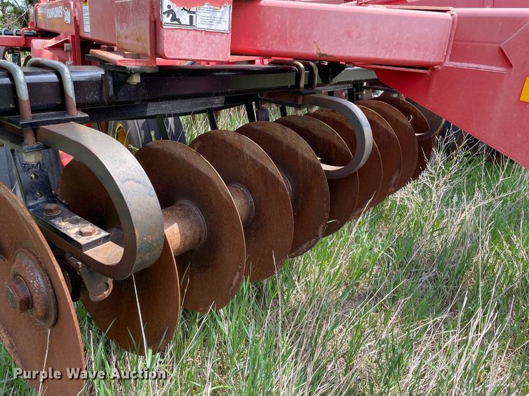 image for item LY9709 Sunflower 1434-33  tandem disk