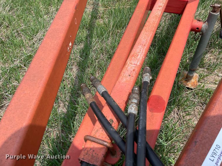 image for item LY9710 Sunflower 5552-50  field cultivator