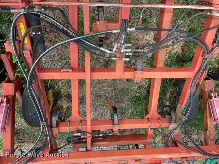 image for item LY9710 Sunflower 5552-50  field cultivator