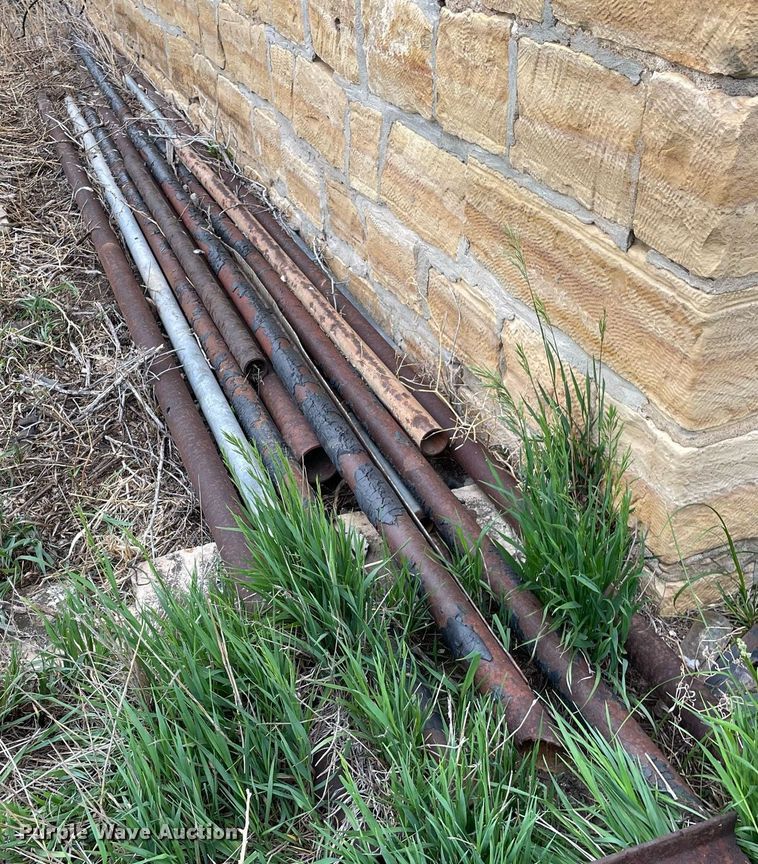 image for item LY9716 (11) continuous fence panels