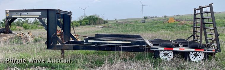 image for item LY9721 2000 Donahue EXG-150  swather / windrower trailer with hay rake