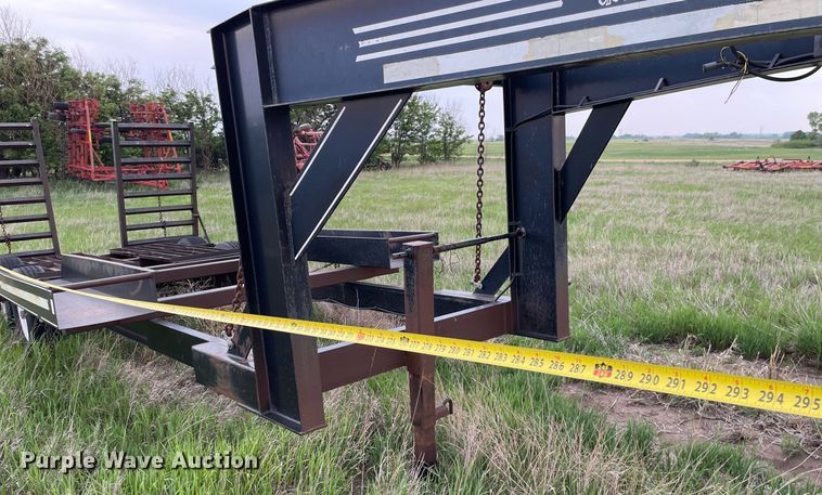 image for item LY9721 2000 Donahue EXG-150  swather / windrower trailer with hay rake