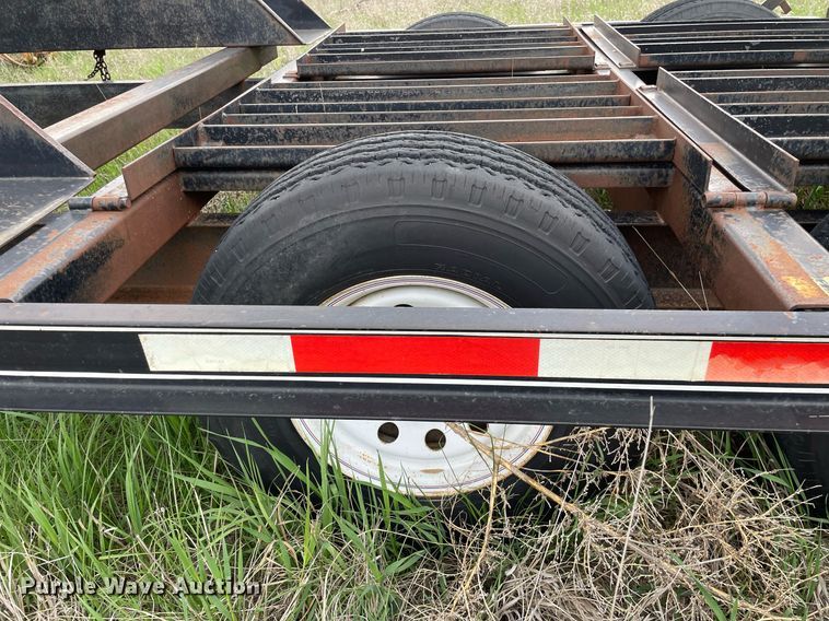 image for item LY9721 2000 Donahue EXG-150  swather / windrower trailer with hay rake