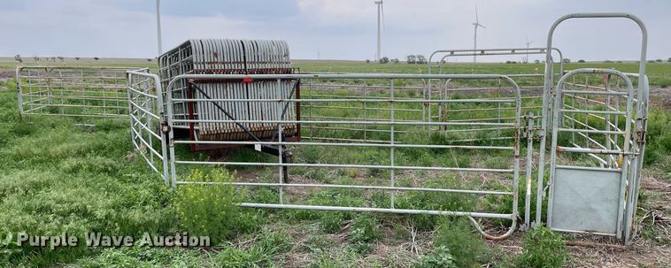 image for item LY9723 Winkel  panel trailer with panels