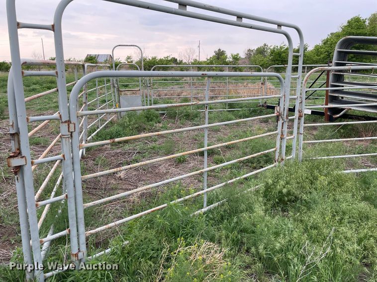 image for item LY9723 Winkel  panel trailer with panels