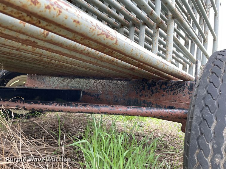 image for item LY9723 Winkel  panel trailer with panels