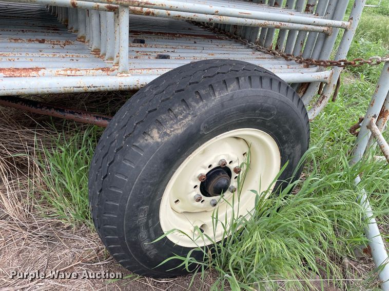 image for item LY9723 Winkel  panel trailer with panels