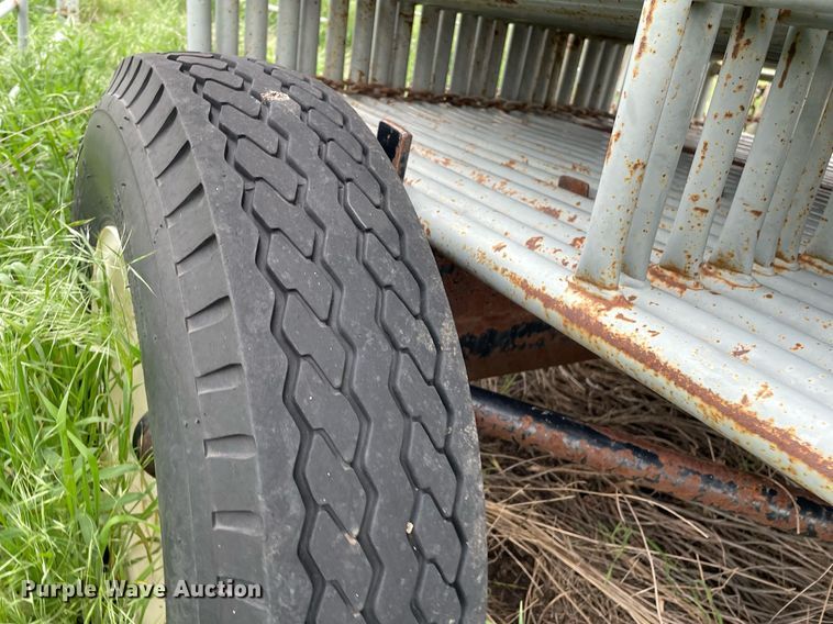 image for item LY9723 Winkel  panel trailer with panels