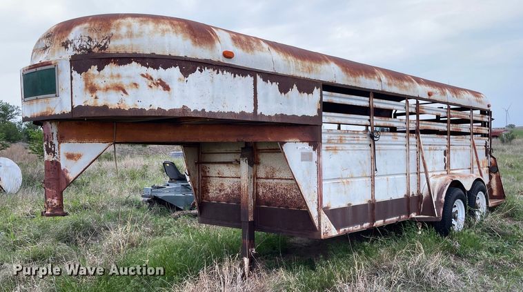 image for item LY9726 1974 HJ  livestock trailer